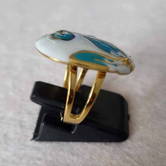 Beautiful Floral Adjustable Enamel Ring - Picture 3 of 4